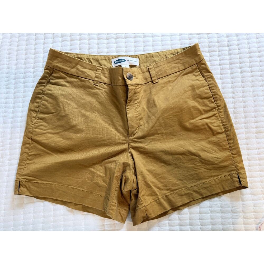 Old Navy Everyday Short Camel Size 10